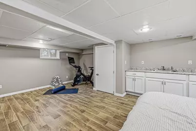 1920 S 90th St, West Allis, WI 53227 - Photo 16