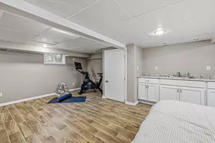 1920 S 90th St, West Allis, WI 53227 - Photo 16