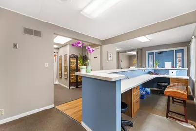 11801 W Janesville Rd, Hales Corners, WI 53130 - Photo 20