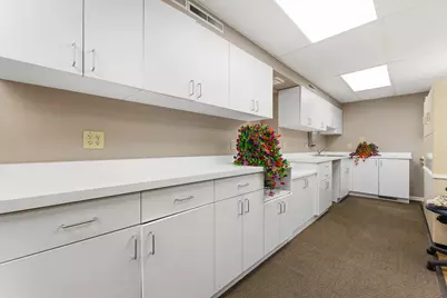 11801 W Janesville Rd, Hales Corners, WI 53130 - Photo 36