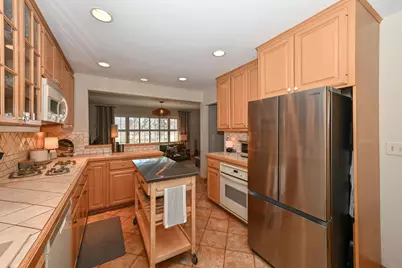 1531 N 118th St, Wauwatosa, WI 53226 - Photo 12