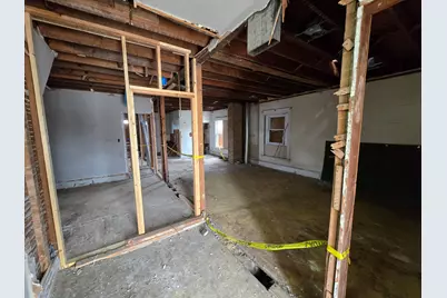 1121 W Finn Pl #1121A, Milwaukee, WI 53206 - Photo 6