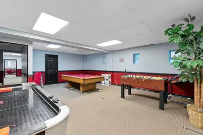 6104 W Lincoln Ave, West Allis, WI 53219 - Photo 4