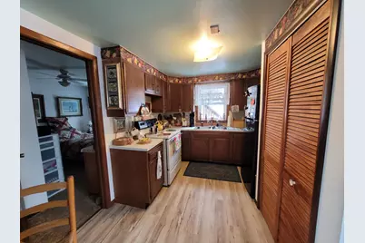 119 S Schuyler St, Neosho, WI 53059 - Photo 18