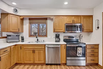 3301  Rosehill Pl, La Crosse, WI 54601 - Photo 12