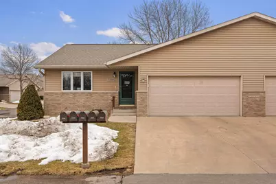 3301  Rosehill Pl, La Crosse, WI 54601 - Photo 2