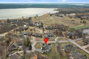 1260 Deer Ct, Geneva, WI 53147 - Photo 4