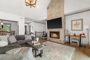 1260 Deer Ct, Geneva, WI 53147 - Photo 8