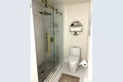 183  Minz Park Cir, West Bend, WI 53095 - Photo 12