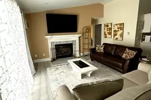 183 Minz Park Cir, West Bend, WI 53095 - Photo 6