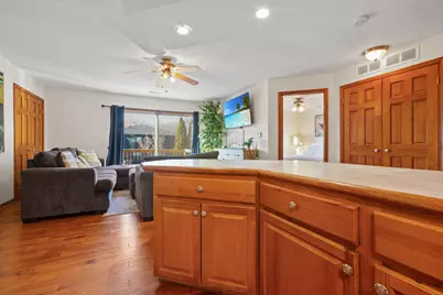 204  Elmhurst Ct #16, Williams Bay, WI 53191 - Photo 6