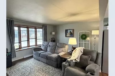 2834  43rd St, Two Rivers, WI 54241 - Photo 8