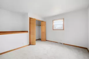 9622 W Tupelo Ct, Milwaukee, WI 53224 - Photo 12