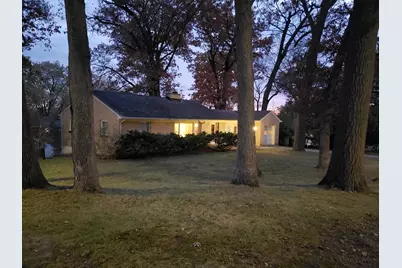 11605 W Mount Vernon Ave, Wauwatosa, WI 53226 - Photo 8