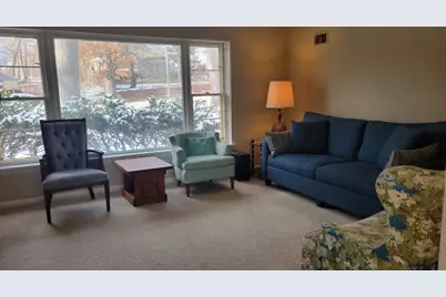 11605 W Mount Vernon Ave, Wauwatosa, WI 53226 - Photo 12