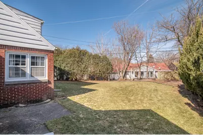 8766  Parkview Ct, Wauwatosa, WI 53226 - Photo 26