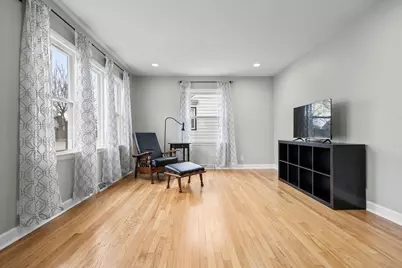 2645 S 91st St, West Allis, WI 53227 - Photo 10