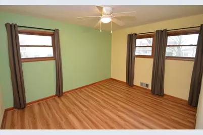 1321  Sherman Ave, South Milwaukee, WI 53172 - Photo 10