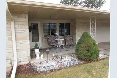 203  Grand Ave, Thiensville, WI 53092 - Photo 16