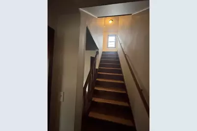 5586  Azalea Ct, Greendale, WI 53129 - Photo 10