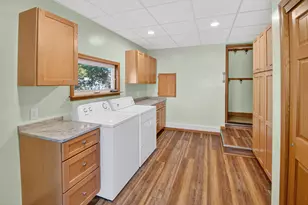 438 Blaine Ave, Racine, WI 53405 - Photo 20