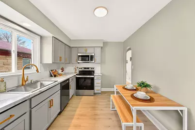 3612 N 94th St, Milwaukee, WI 53222 - Photo 4