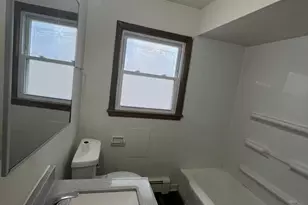 1571 S 76th St, West Allis, WI 53214 - Photo 4