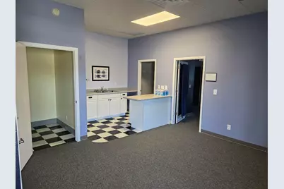 3821  Kohler Memorial Dr #Suite 102, Sheboygan, WI 53081 - Photo 12