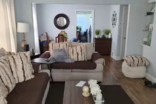 4513 N 21st St, Milwaukee, WI 53209 - Photo 2