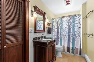 11458 W Church St, Franklin, WI 53132 - Photo 10