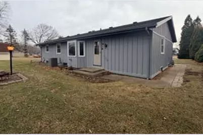 5240  Linden Cir, Racine, WI 53406 - Photo 12