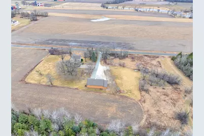 8210  Kettle View Dr, Kewaskum, WI 53040 - Photo 44