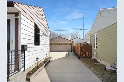 3666 S 25th St, Milwaukee, WI 53221 - Photo 34