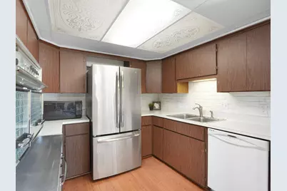 3666 S 25th St, Milwaukee, WI 53221 - Photo 12