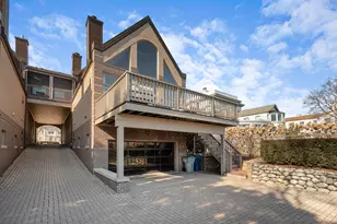 2202 N Terrace Ave, Milwaukee, WI 53202 - Photo 52