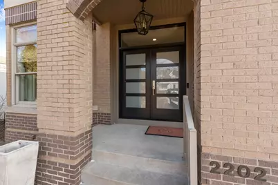 2202 N Terrace Ave, Milwaukee, WI 53202 - Photo 48