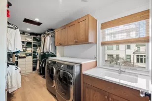 2202 N Terrace Ave, Milwaukee, WI 53202 - Photo 32