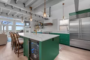 2202 N Terrace Ave, Milwaukee, WI 53202 - Photo 8