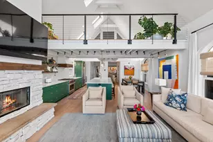 2202 N Terrace Ave, Milwaukee, WI 53202 - Photo 4