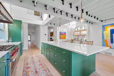 2202 N Terrace Ave, Milwaukee, WI 53202 - Photo 10