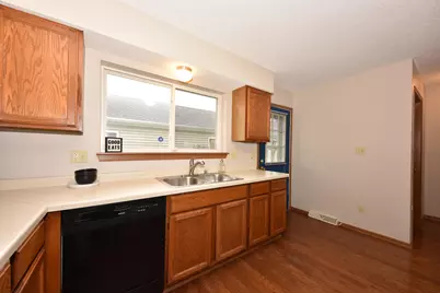 W163N11528  Windsor Ct #A, Germantown, WI 53022 - Photo 14