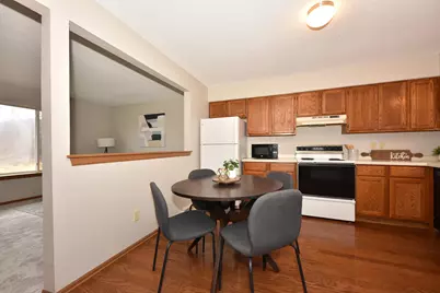 W163N11528  Windsor Ct #A, Germantown, WI 53022 - Photo 10