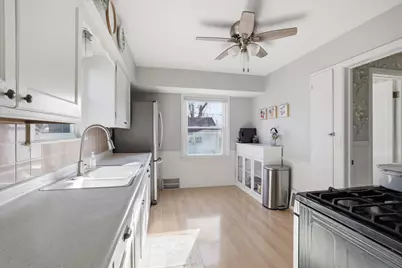 236 N 73rd St, Milwaukee, WI 53213 - Photo 8