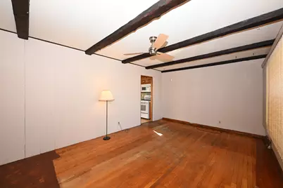 7041  Lamberton Rd, Racine, WI 53402 - Photo 8