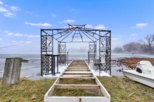 7170 Pleasant Dr, Barton, WI 53090 - Photo 18