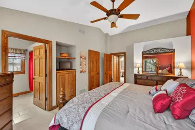 2520  Skyline Dr, West Bend, WI 53090 - Photo 38