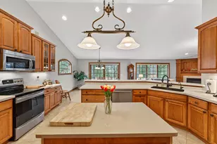 2520 Skyline Dr, West Bend, WI 53090 - Photo 24