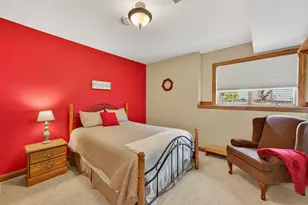 2520 Skyline Dr, West Bend, WI 53090 - Photo 46