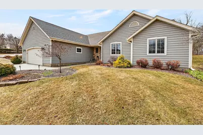 2520  Skyline Dr, West Bend, WI 53090 - Photo 2