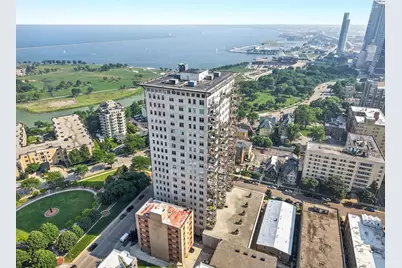 1313 N Franklin Pl #404, Milwaukee, WI 53202 - Photo 68